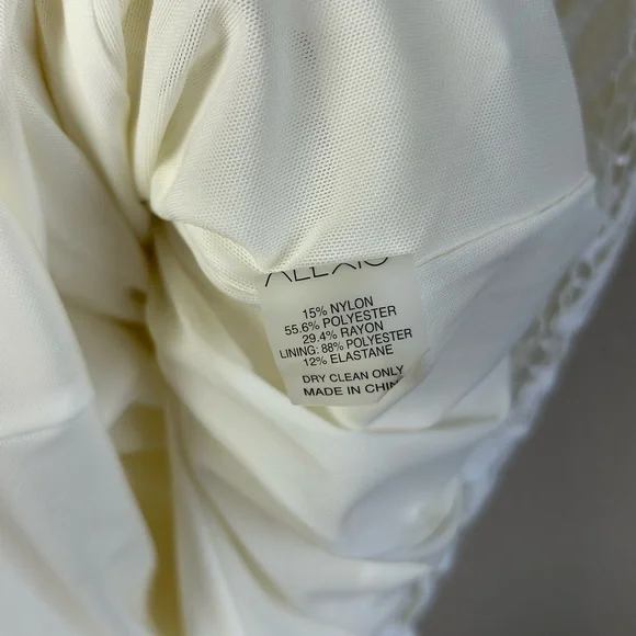 Alexis Kleo Midi Dress - Picture 10 of 10